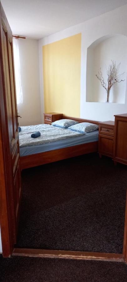 Penzion U školy Staré Město Exteriér fotografie
