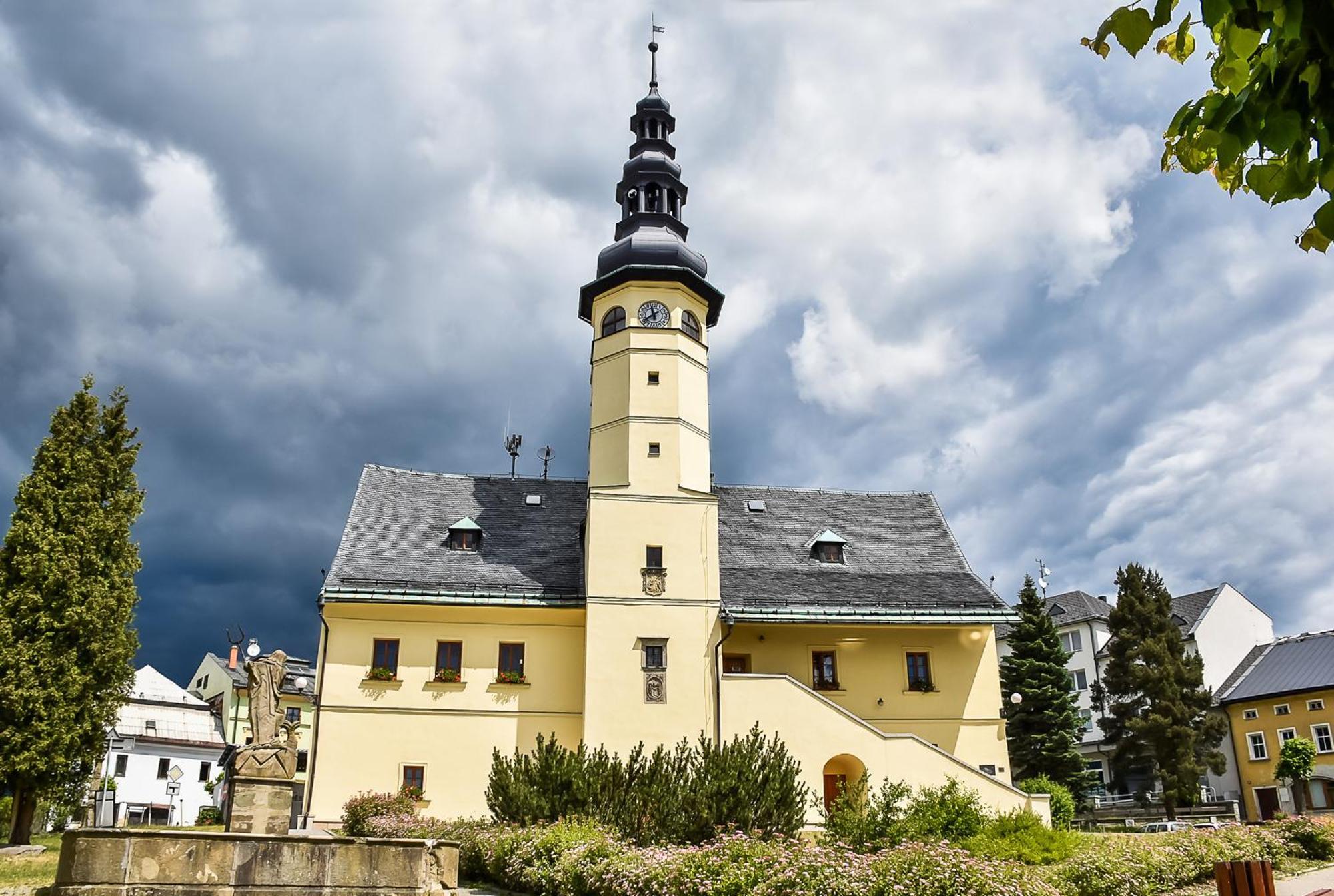 Penzion U školy Staré Město Exteriér fotografie